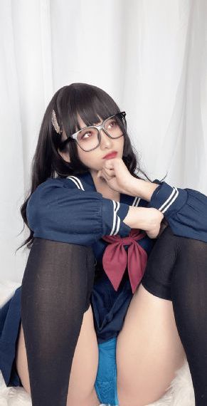 王后伞下