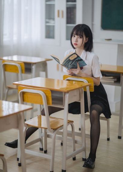 《钢索危情》