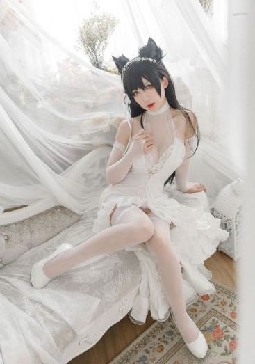 年轻的秘书4在线观看