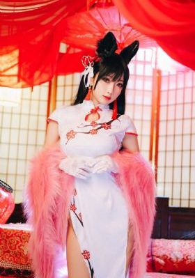 男生吃美女胸奶视频
